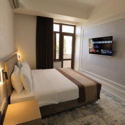 Номер стандарт с 1 двуспальной кроватью