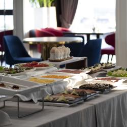 Фото Отель Orient Hotel Bishkek (Ориент )