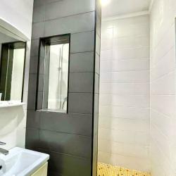 Фото Отель Вершина-ПВ на улице Камзина 41/3