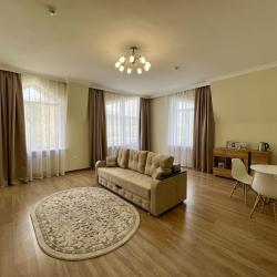 Фото Отель Mountains (Маунтинс)