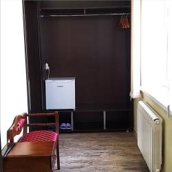 Номер полулюкс с 1 двуспальной кроватью