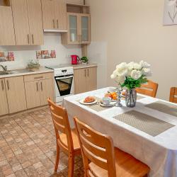 2-комнатные апартаменты улучшенные Sun City Apartments 31 на втором этаже