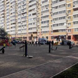 Фото Апартаменты на улице Евгении Жигуленко 4