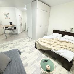 Фото Отель Апартменты на улице Университетская 49