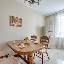 Фото Апартаменты на улице Ленинградская 49