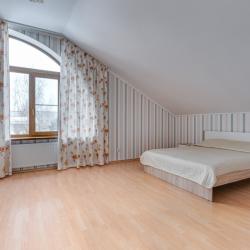 Фото Отель Дом на улице Центральная 81А
