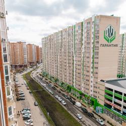 Фото Апартаменты на улице Сарабеева 5к3