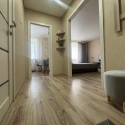 Фото Апартаменты на улице Морозова 32