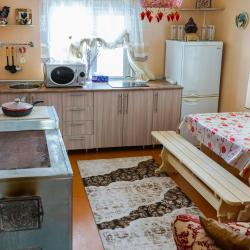 Коттедж эконом с 3 двуспальными кроватями