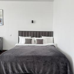 Фото Отель Большая однокомнатная квартира с видом на море