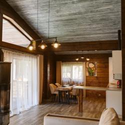 Коттедж улучшенный с 1 двуспальной кроватью Les Chalet