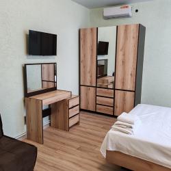 Номер стандарт с 1 двуспальной кроватью