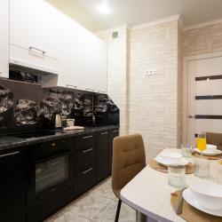 1-комнатные апартаменты улучшенные Комсомольская, 2