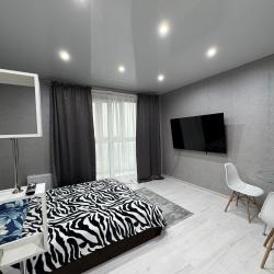 Фото Апартаменты на улице Жореса Алфёрова 12