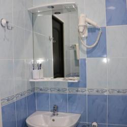 Номер стандарт с 1 двуспальной кроватью