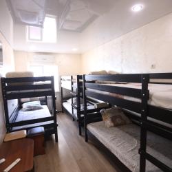 Кровать в общем 6-местном номере (удобства на этаже)