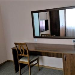 Номер полулюкс семейный с 1 двуспальной кроватью