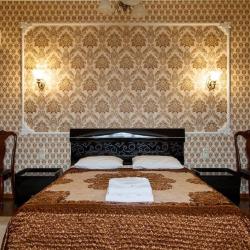 Номер люкс с 1 двуспальной кроватью