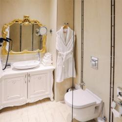 Семейный с балконом