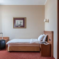 Cosmos Petrozavodsk Hotel (Космос Петрозаводск) — 98da3fca93be95b135531a4fa09898b5