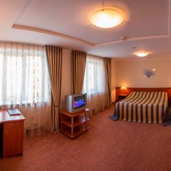 Номер люкс с 1 двуспальной кроватью