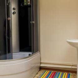 Номер стандарт улучшенный с 5 односпальными кроватями