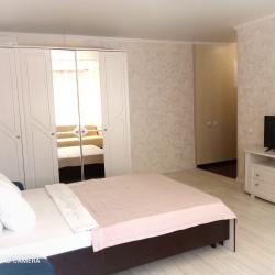 Фото Апартаменты на улице Монастыркая 152