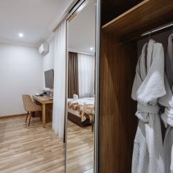 Фото Отель Sofiya (София)