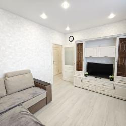 Фото Апартаменты ApartKZN на улице Аделя Кутуя 100