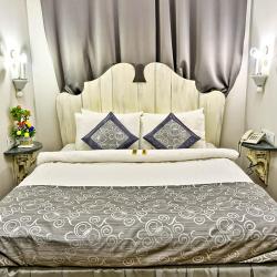 Номер стандарт с 1 двуспальной кроватью