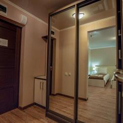 Фото Отель Green Wood (Грин Вуд)