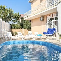 Фото Отель Семья