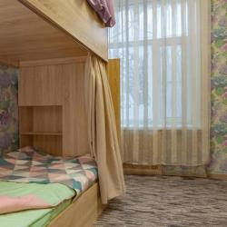 Кровать в общем 6-местном номере (удобства на этаже)