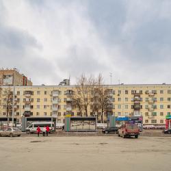 Фото Уютные апартаменты на улице Челюскинцев 27