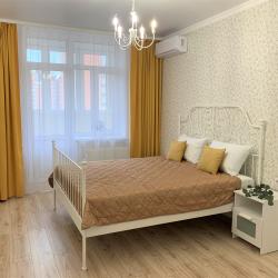 2-комнатные апартаменты улучшенные Краснодар,  улица Боспорская, д. 8