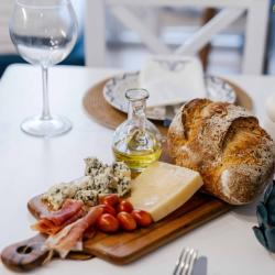 Фото Апартаменты Apart-Deluxe Легенды моря на улице Аллея Смелых 204 корпус 1