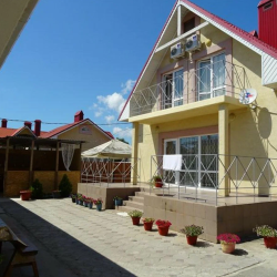 Фото Отель Jameson Guest House (Гостевой дом Джемесон)