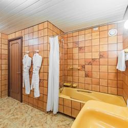 Номер полулюкс с 2 односпальными кроватями