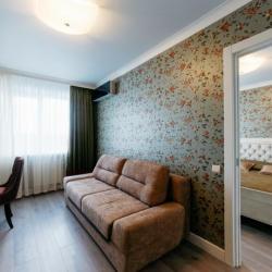 Джуниор Сюит