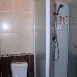 Номер полулюкс с 1 двуспальной кроватью и кондиционером