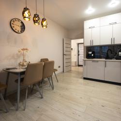 Фото Отель LovelyHome 39 (ЛавлиХоум 39) на улице Генерал-лейтенанта Городовикова 9