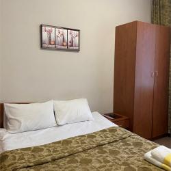 Номер стандарт с 1 двуспальной кроватью