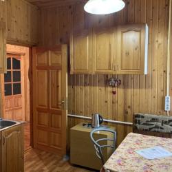 Номер стандарт с 2 односпальными и 1 двуспальной кроватью