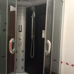 3-комнатная комната люкс с 3 односпальными и 1 двуспальной кроватью