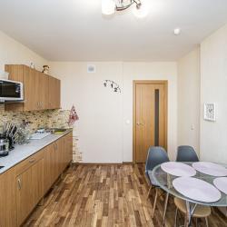 Фото Апартаменты на улице Академика Сахарова 109к1