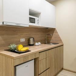 1-комнатные апартаменты студия Матроса Железняка, 2