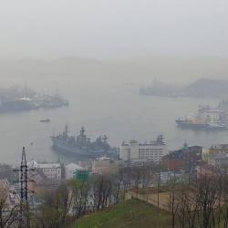 Фото Уютные апартаменты на улице Прапорщика Комарова 58