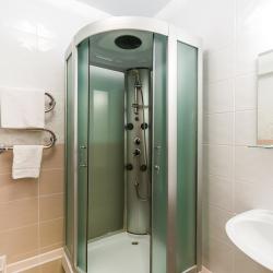 Номер эконом с 1 двуспальной кроватью