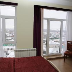 Стандарт с балконом (с двуспальной кроватью)
