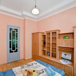 Фото Апартаменты на улице Коммунаров 3